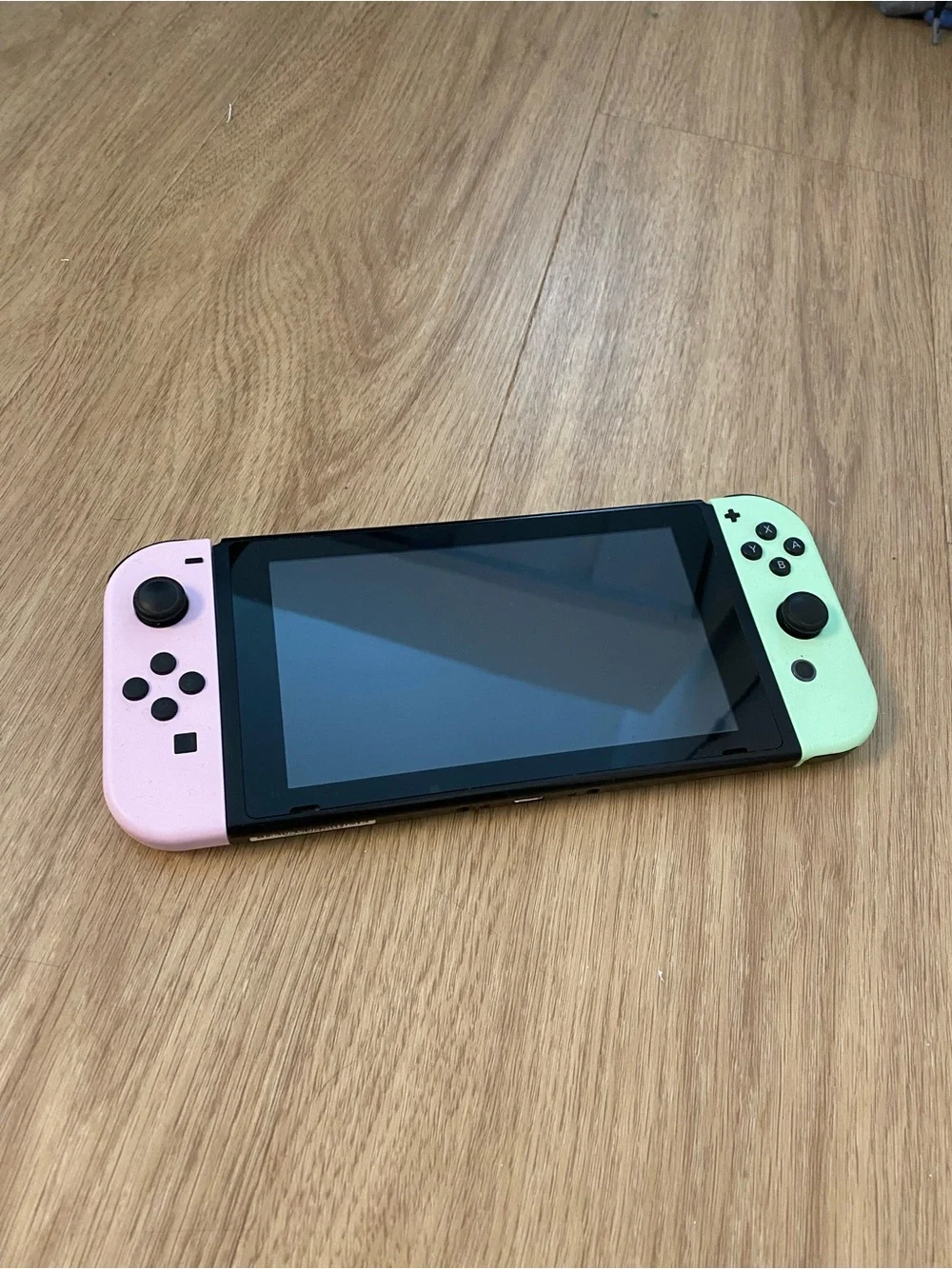 Mint and lavender switch one bundle Zelda controller and case game not included